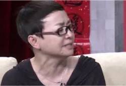 舞台糗事爆料大全最新,揭秘那些让人捧腹的舞台糗事瞬间